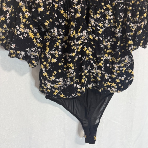 Intimately Free People Black and Yellow Ditsy Floral Print Dessa Bodysuit Size M - Picture 3 of 9